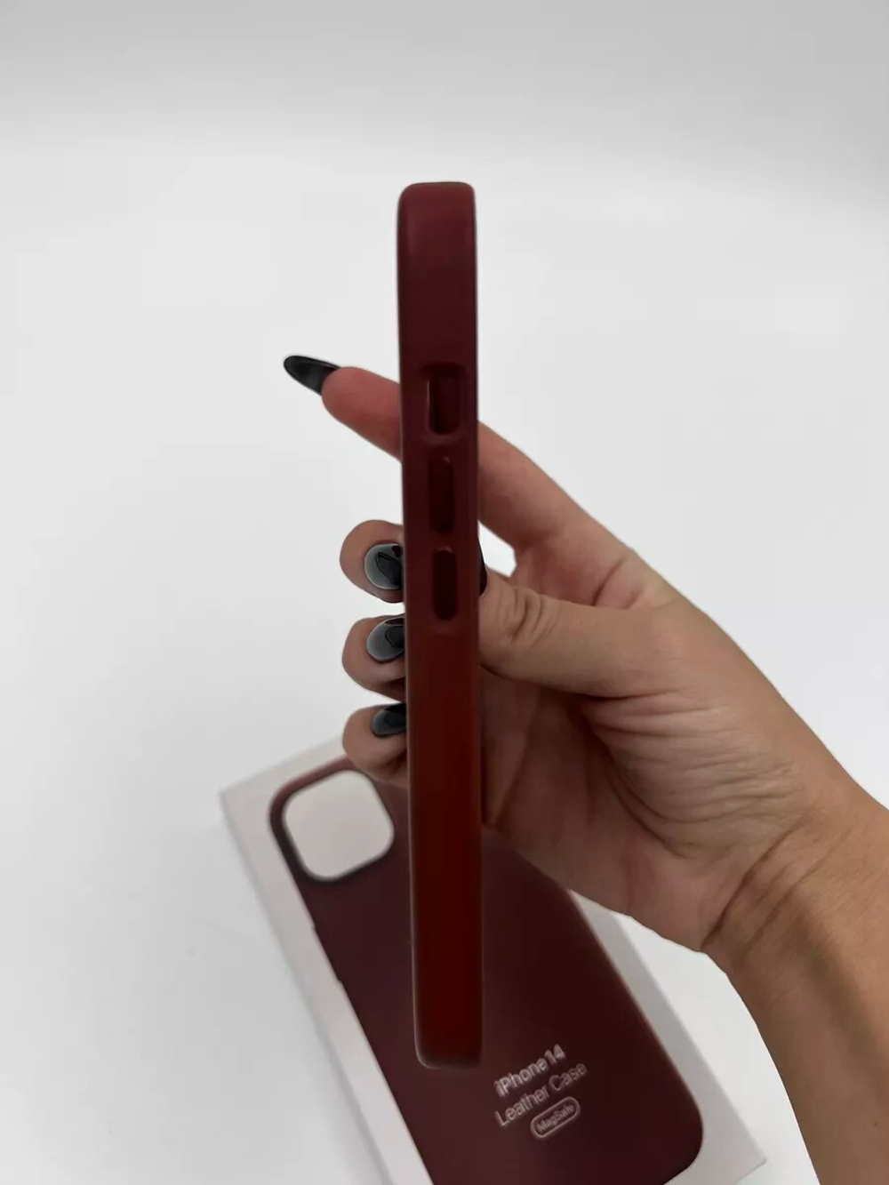 Кожаный чехол Leather Case iPhone 14 | Umber Темно-Коричневый