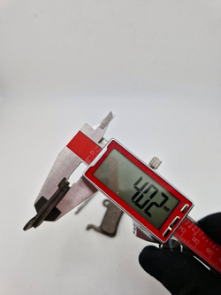 - Колодки тормозные для самоката и велосипеда