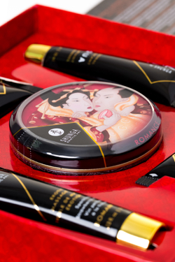 Shunga Geisha' Secret Подарочный набор. Клубника и шампанское