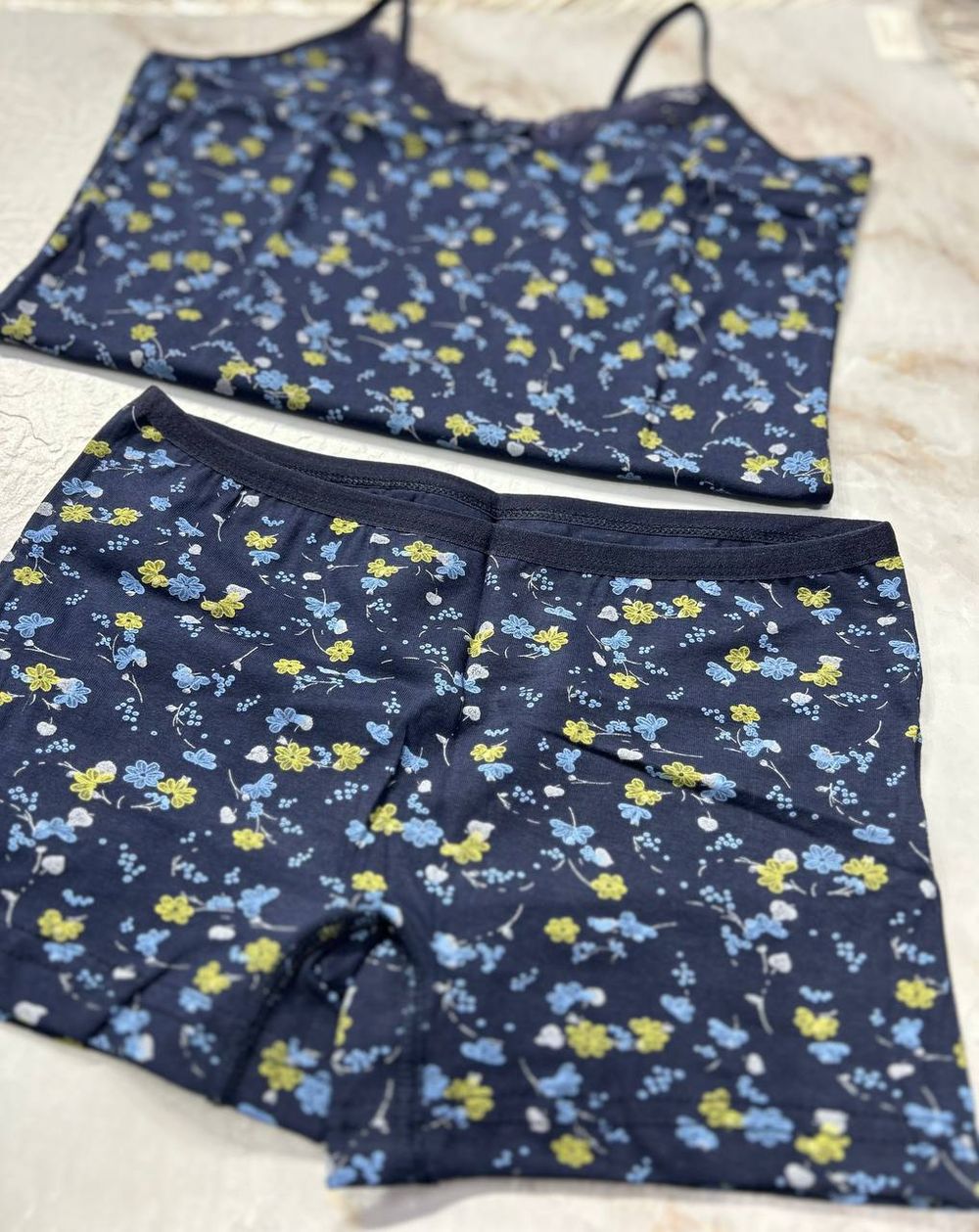 ДВОЙКА ЖЕН КОТА 6302