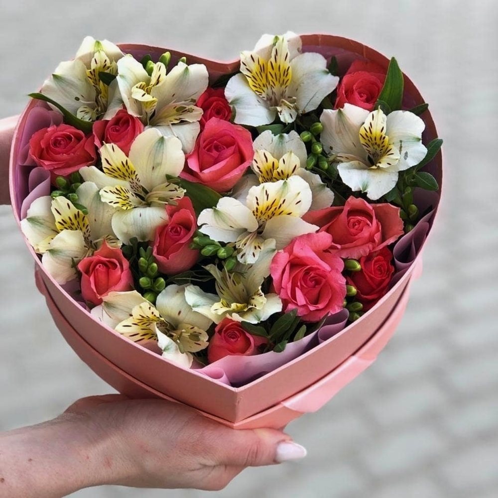 Коробочка сердце с цветами