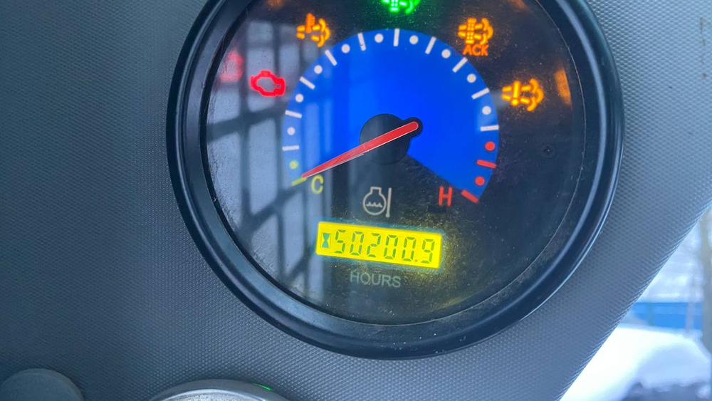 SUNWARD SWL* Мини погрузчик SWL3220 (Дизельный, 3,3 л, 74 л.с., АТ)