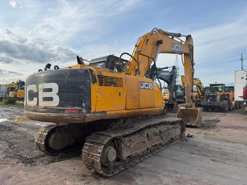 JCB JS 205 Экскаватор JS 205NLC	(Дизельный, 5,9 л, 140 л.с., АТ)