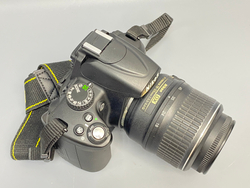 Nikon D5000 Kit 18-55mm 1000 Кадров