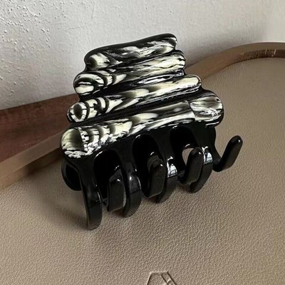 Заколка-краб