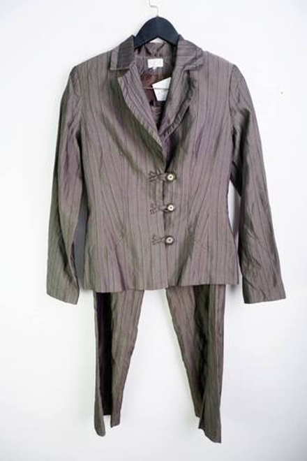 Костюм Burvin для делового образа, визуально на 44 размер