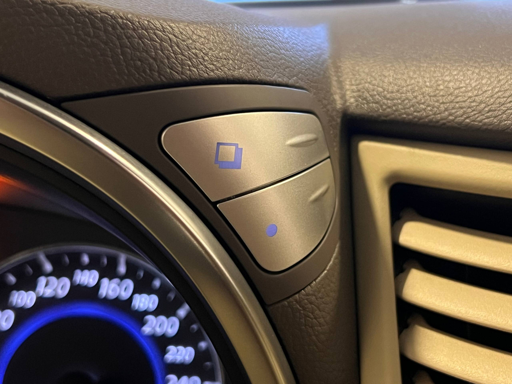 Infiniti QX70, 2014 год