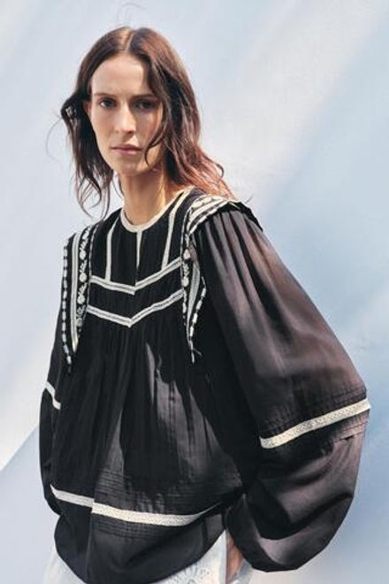 ZARA БЛУЗА С КОНТРАСТНОЙ ВЫШИВКОЙ — ZW COLLECTION, ЧЕРНЫЙ/ЭКРЮ