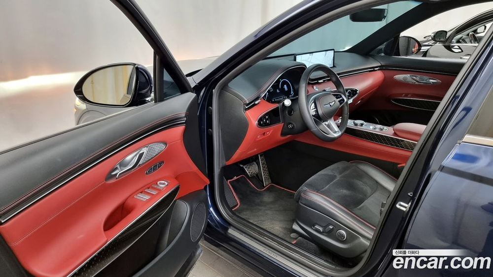Genesis GV70 2.5T Бензин AWD (11.2021)