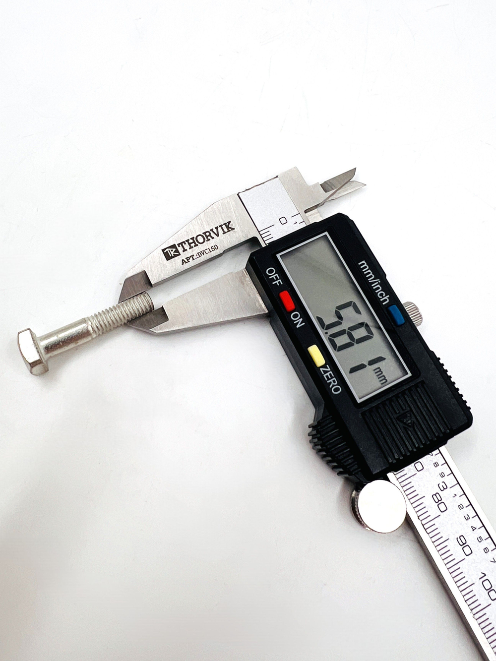 Болт клеммы аккумулятора для автомобилей марки ВАЗ М6х30 комплект 2 шт