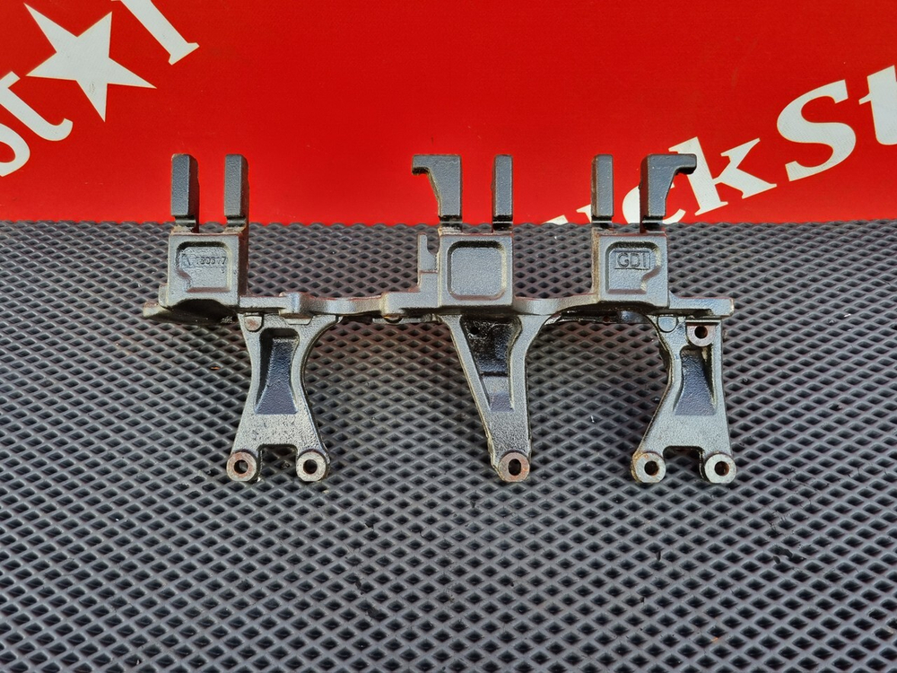 Кронштейн EGR
