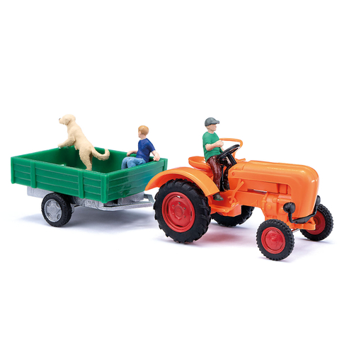 Трактор Allgaier A 111 L с одноосным прицепом и фигурками (H0, 1:87)