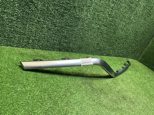 Молдинг переднего бампера Geely Atlas Pro (21-25)