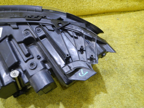 Битая Фара правая Mercedes E W213 (2016-2021) LED