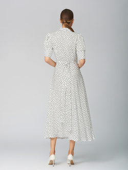 Платье в горох на запах, белое