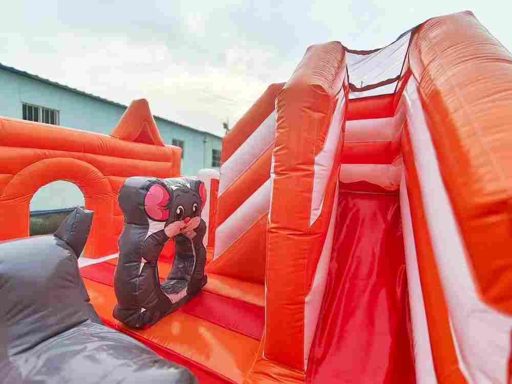 Коммерческий надувной батут «Веселый кот» 5*5*3,2 м