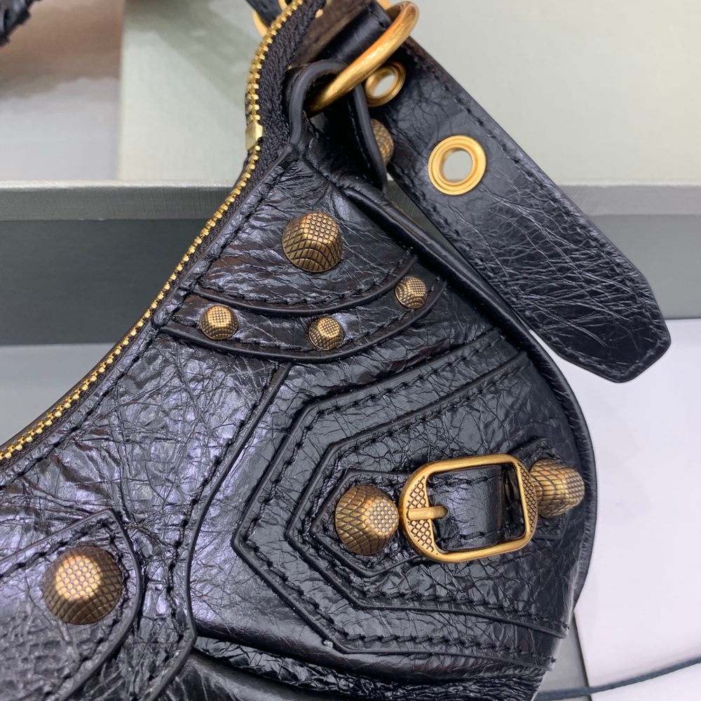 Balenciaga Le Cagole 26 cm