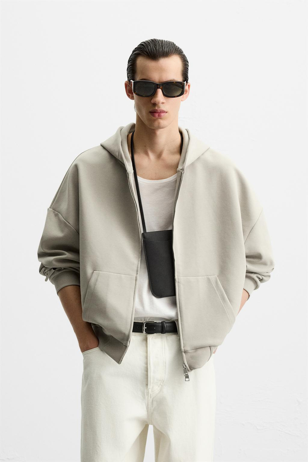 Толстовка boxy fit из высокотехнологичной ткани
