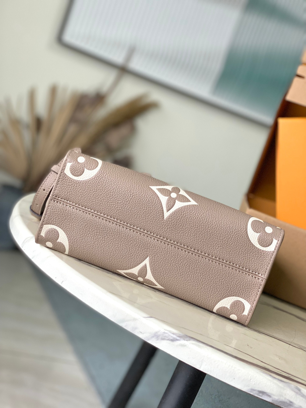 Louis Vuitton Onthego PM