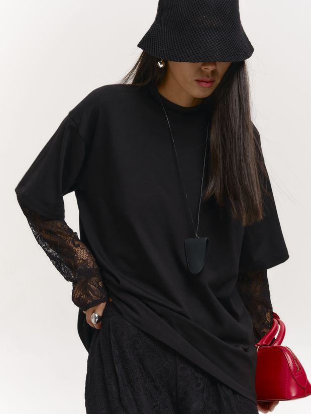 Лонгслив рукава из гипюра, черный