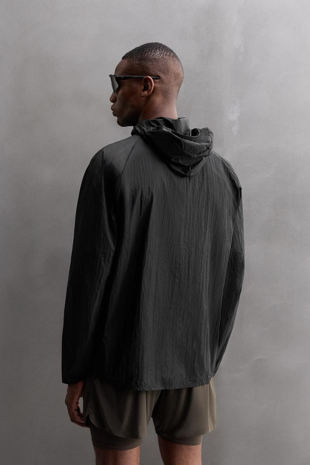 ZARA ВЕТРОВКА ДЛЯ БЕГА, ЧЕРНЫЙ