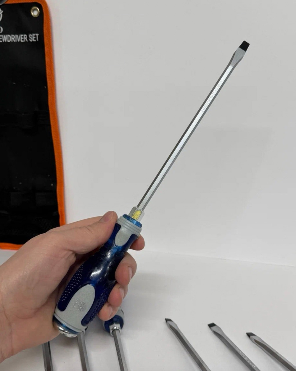 Набор отверток ударных 7 штук PH и SL, усиленные стержни из стали CrV и металлический затыльник, двухкомпонентные рукоятки, ударная отвертка, синий, TG (1 шт.)