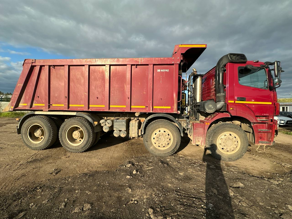 КамАЗ 65801 8x4 Самосвал 65801-001-68(T5) (Дизельный, 12,0 л, 428 л.с., МТ)