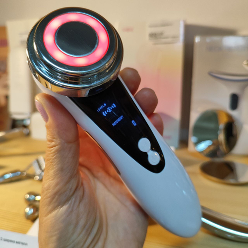 Микротоковый вибромассажер для лица с LED терапией
