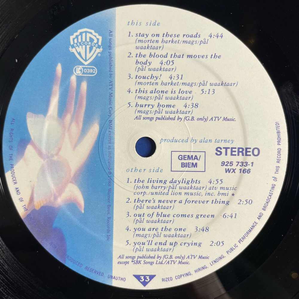 Винтажная виниловая пластинка LP A ha Stay On These Roads (Germany 1988)