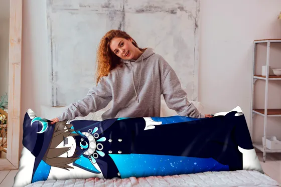 Дакимакура Ликорис и Мейкай