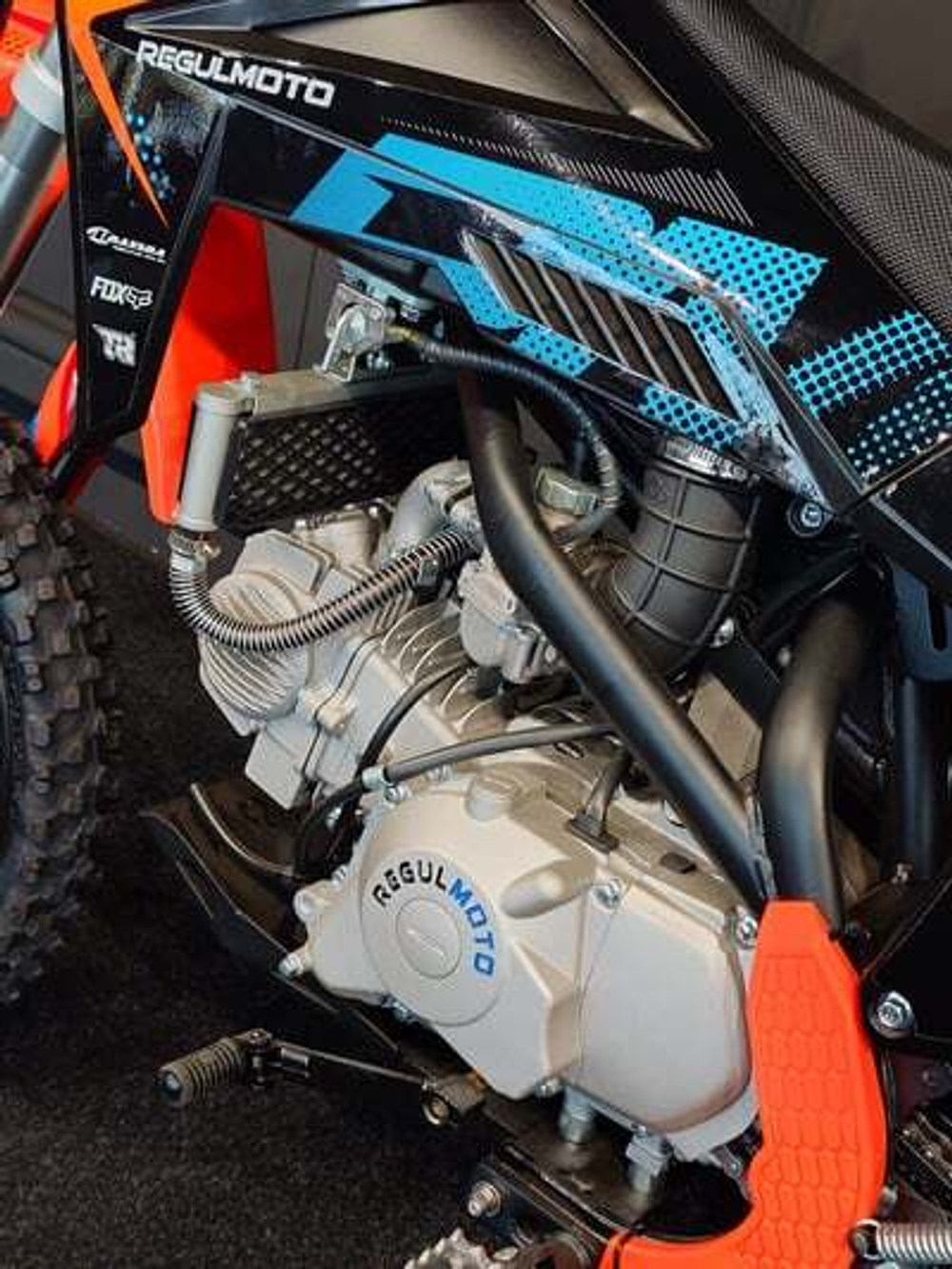 Мотоцикл REGULMOTO Spitfire 17/14 PRO