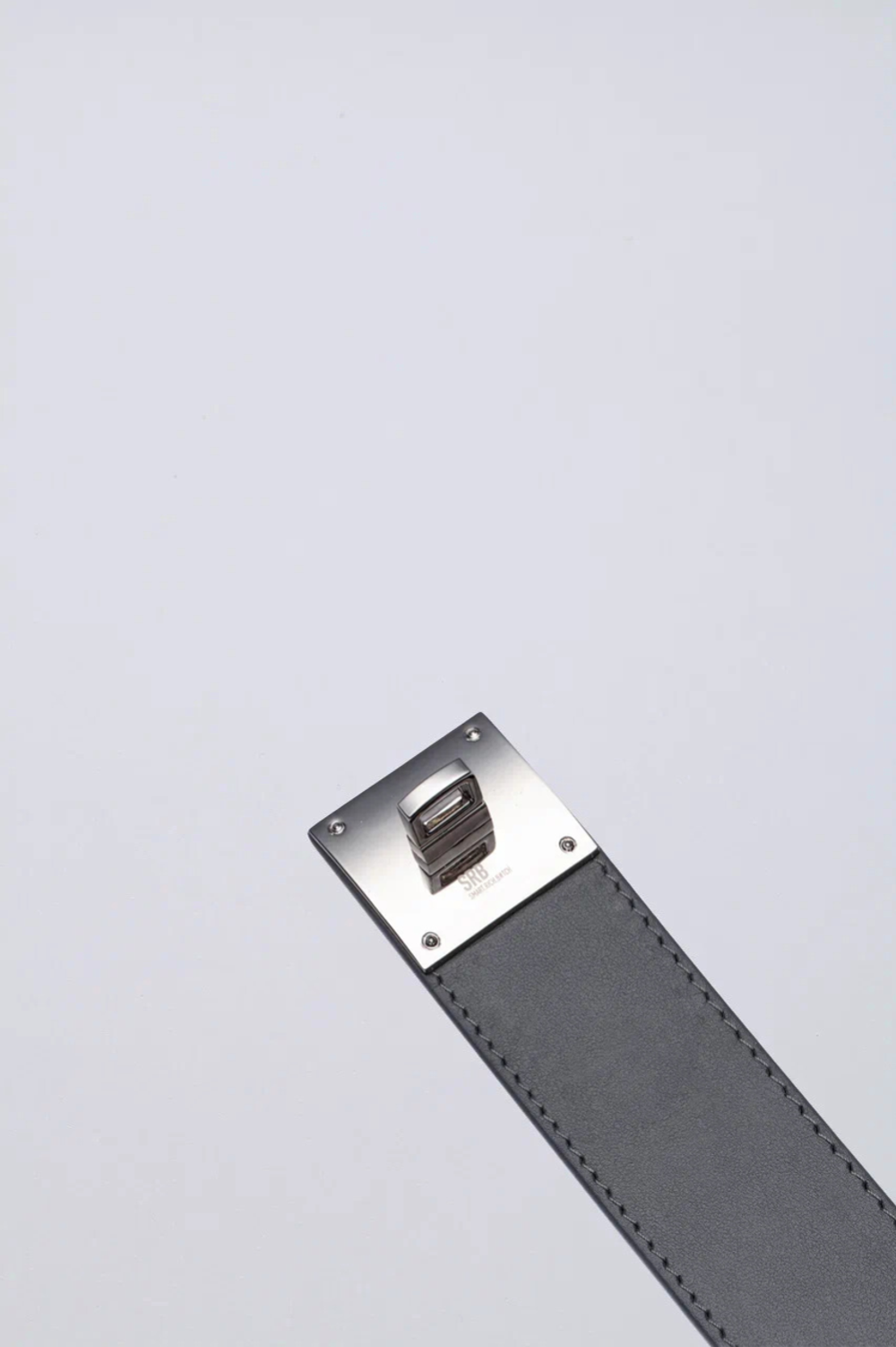 MISTRESS БРАСЛЕТ 14 GREY