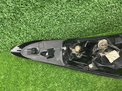 Фонарь правый внешний Toyota Camry XV70 17-нв LED