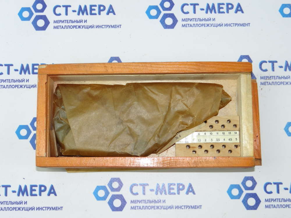 Микрометр резьбовой МВМ- 50 (25-50мм.) Ц/д 0,01мм. ГОСТ 4380-86 8 пар вставок
