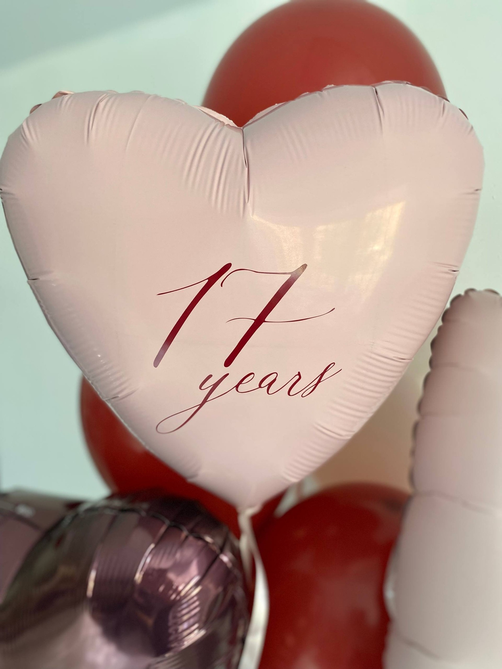 Воздушные шары бордовый/бургундия/мерло/пыльная роза бант №3399