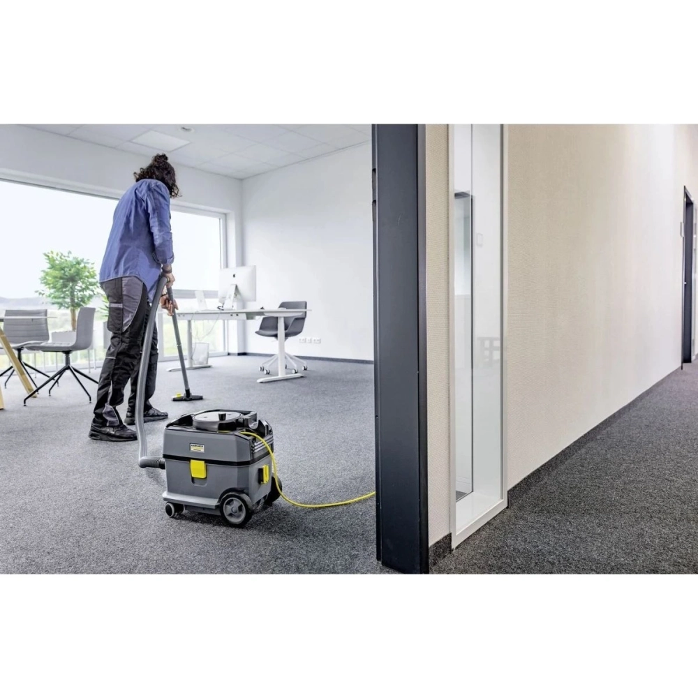 Пылесос Karcher T 10/1 585Вт серый/черный
