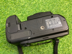 Nikon D7000 (10.200 кадров)