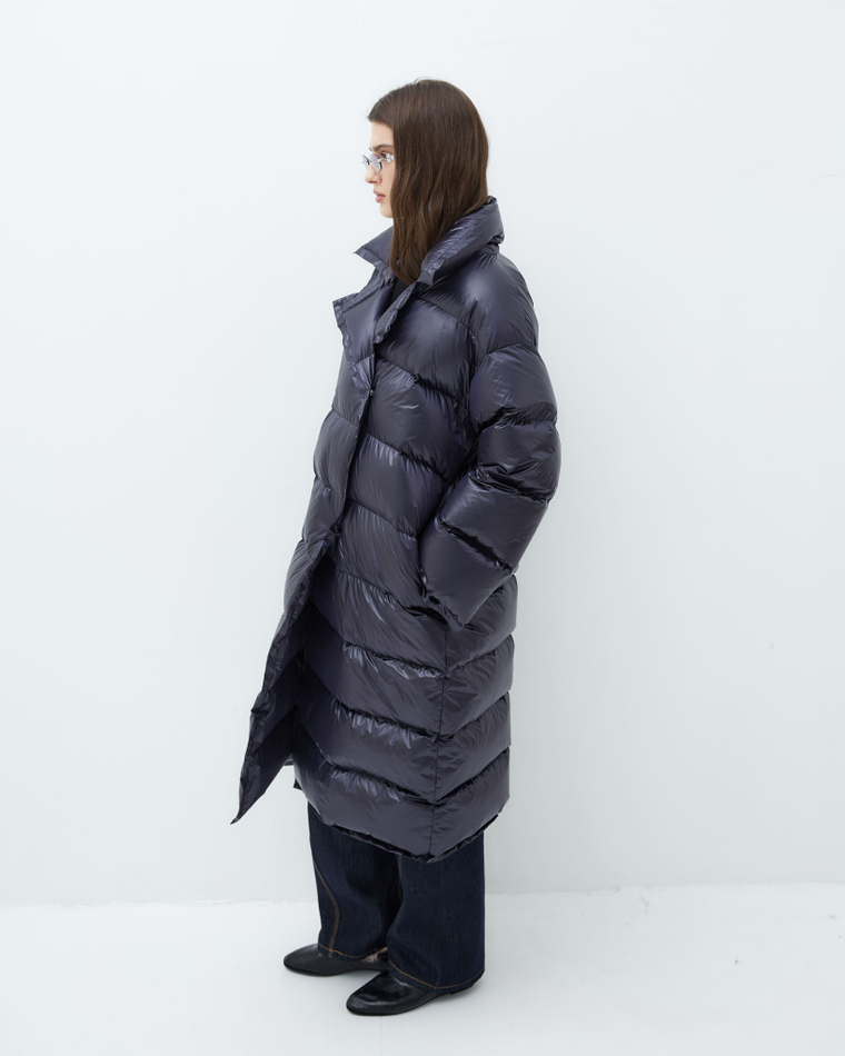 Пуховик двубортный черничный