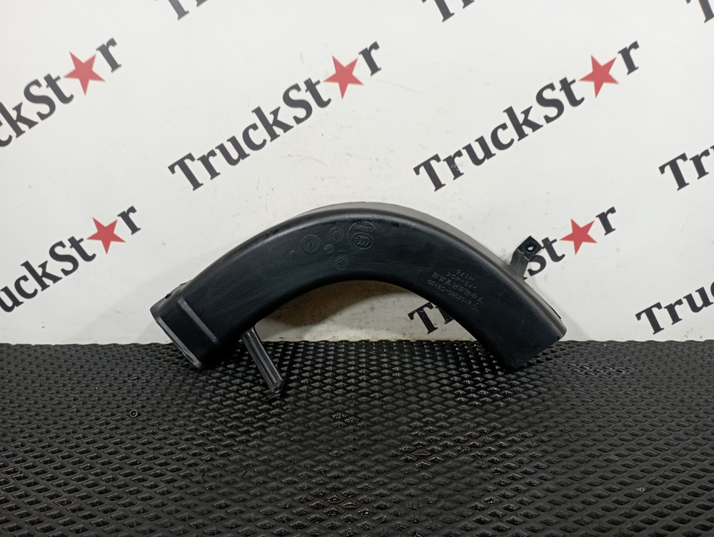 Воздуховод отопителя