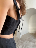 Топ из 100% шелка с барочным жемчугом