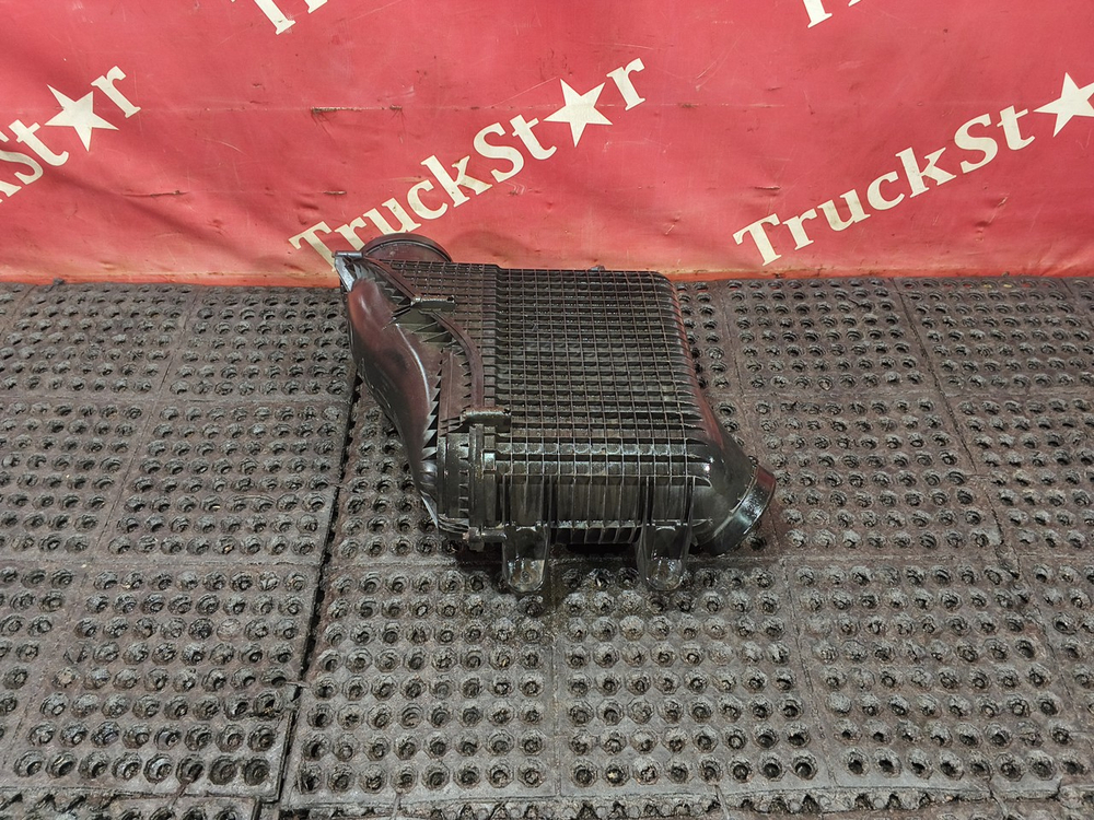 Корпус воздушного фильтра 2019г