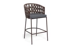 "Диего" стул барный плетеный из роупа, каркас из стали коричневый (RAL8016) муар, роуп коричневый круглый, ткань темно-серая 027