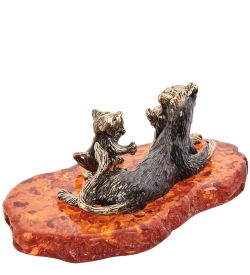 Народные промыслы AM-2255 Фигурка «Львица с малышами» (латунь, янтарь)