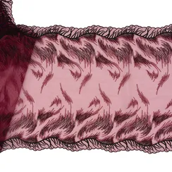 Вышивка на сетке слива светлая/черная 26 см