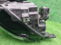 Фара правая Geely Coolray (2019-2024) LED