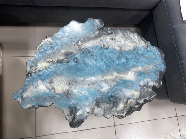 Акция! Эксклюзивный журнальный стол из эпоксидный смолы в наличии !!!