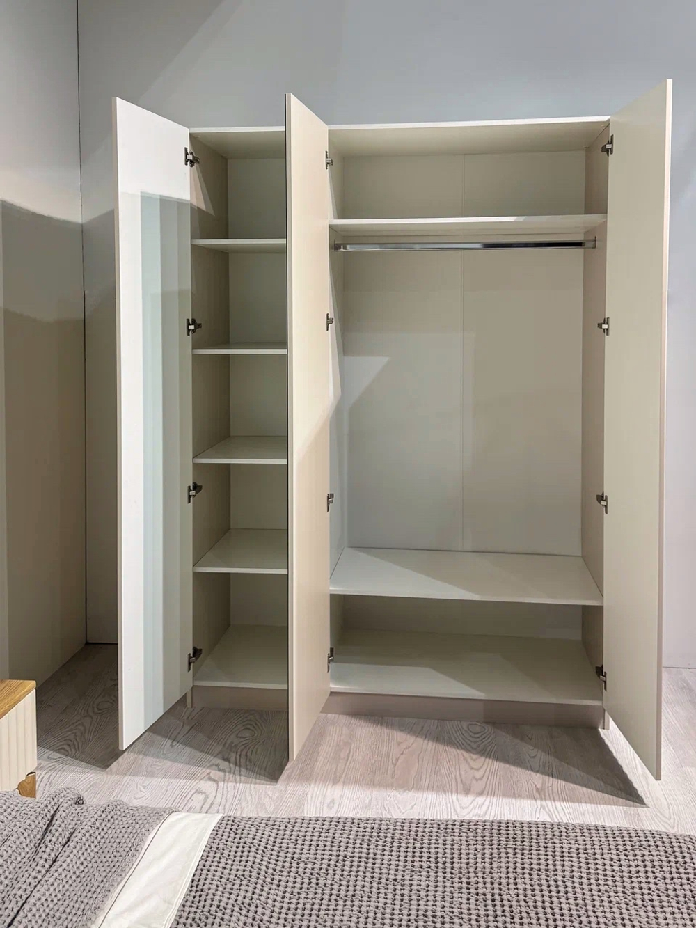 Коллекция “Лиана” Сатин