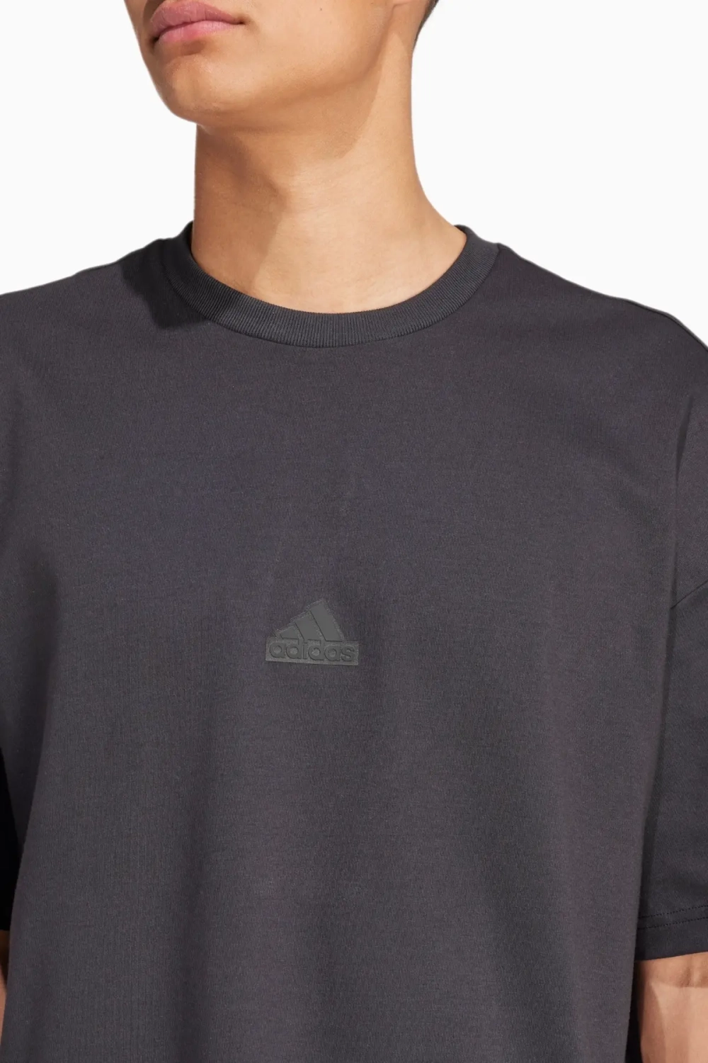 Футболка adidas City Escape - черный