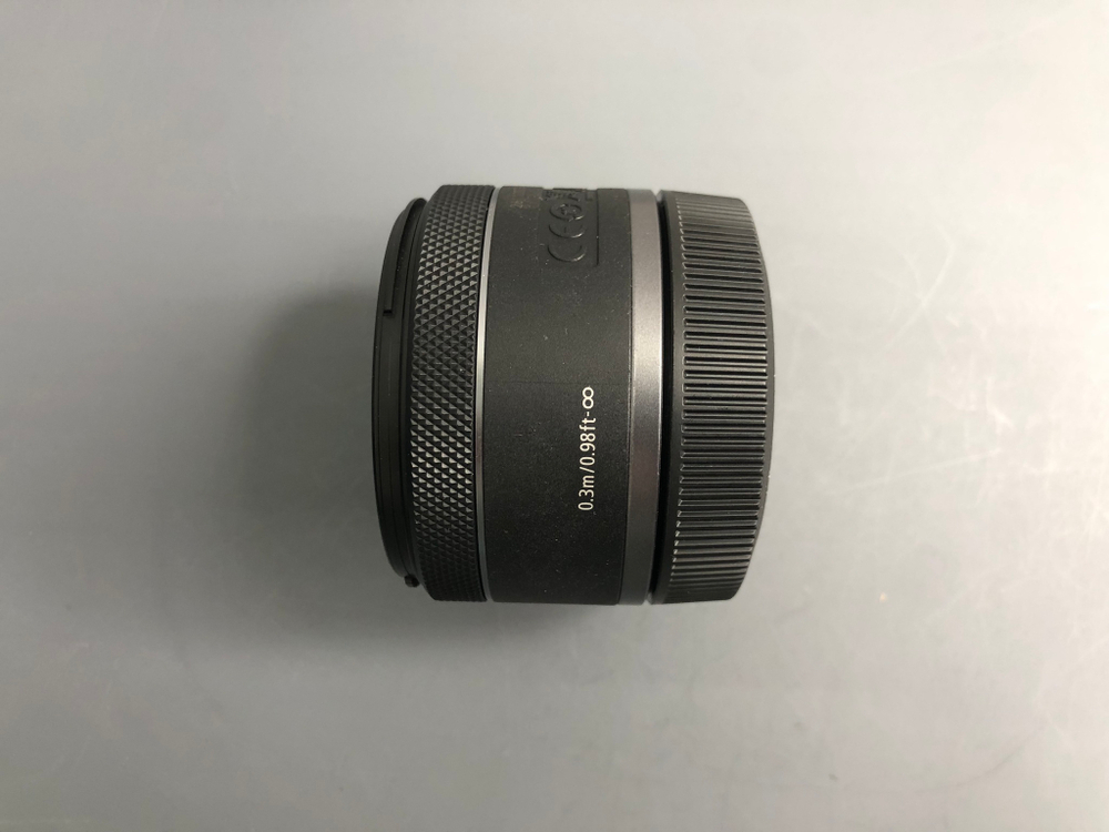 Canon RF 50mm 1.8 STM