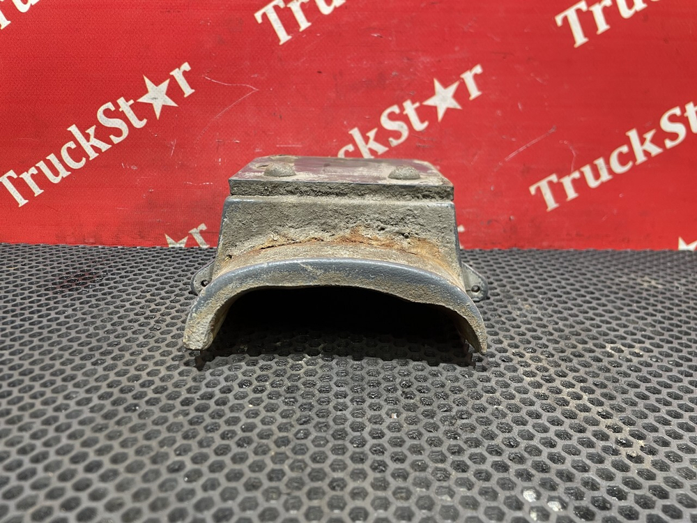 Проставка стремянки задняя левая